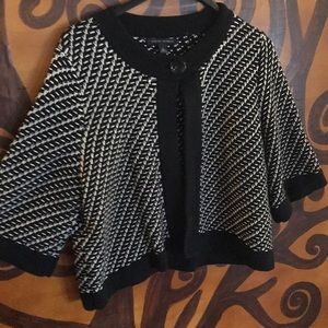 Banana Republic Black and white knit sweater/smock